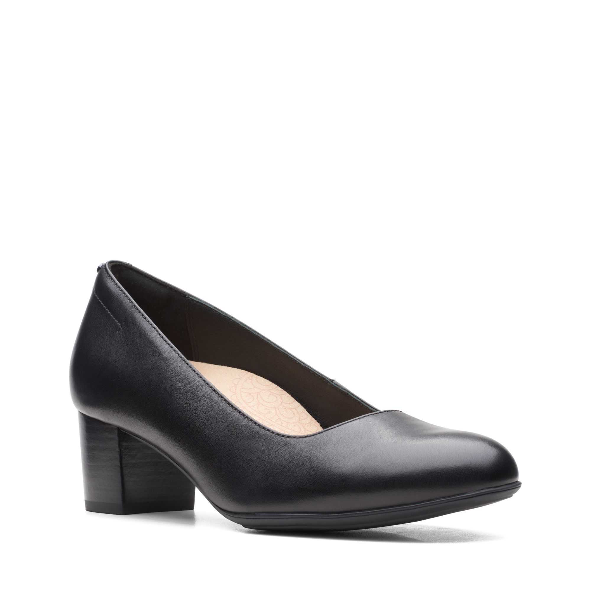 Obuv Clarks Linnae Pump Černé | 68WCQKXEP